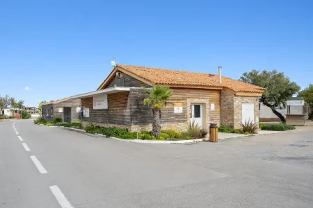 Bungalow convivial près de Sète avec piscine partagée - Photo 14