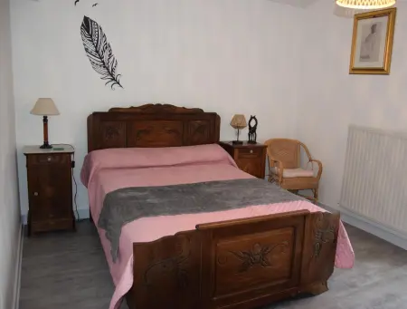 Maison charismatique à Saint-Germier avec jardin clôturé. - Photo 1