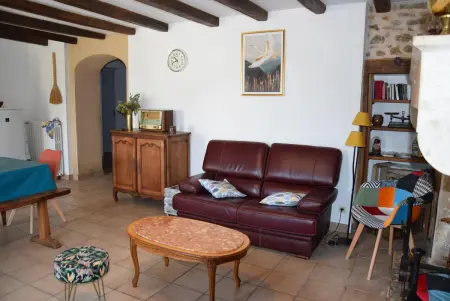 Maison charismatique à Saint-Germier avec jardin clôturé. - Photo 2