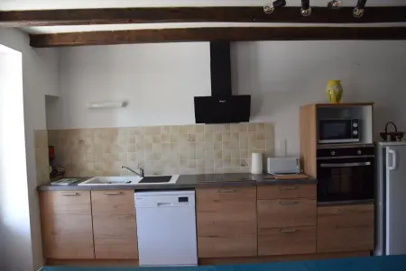 Maison charismatique à Saint-Germier avec jardin clôturé. - Photo 11