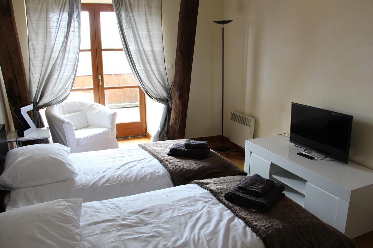 Appartement 200 m² • 10 personnes • Vue montagnes à Espalion - Photo 13