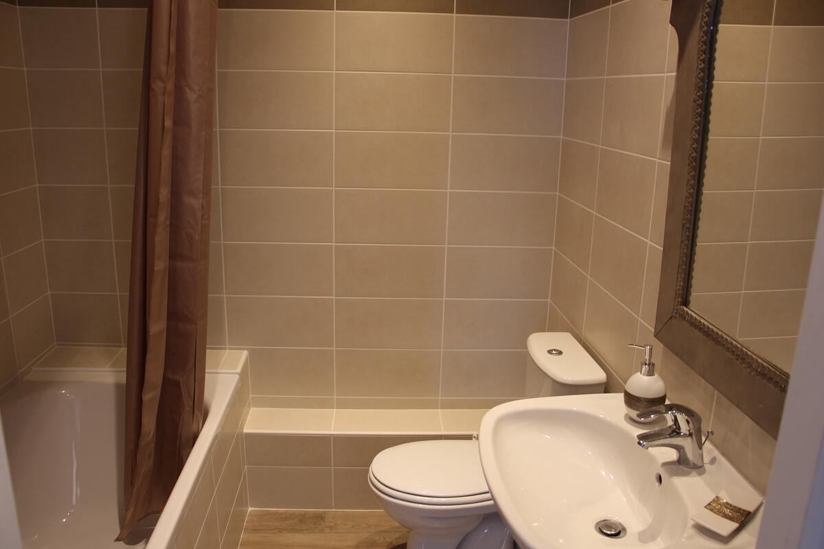 Appartement 200 m² • 10 personnes • Vue montagnes à Espalion - Photo 18