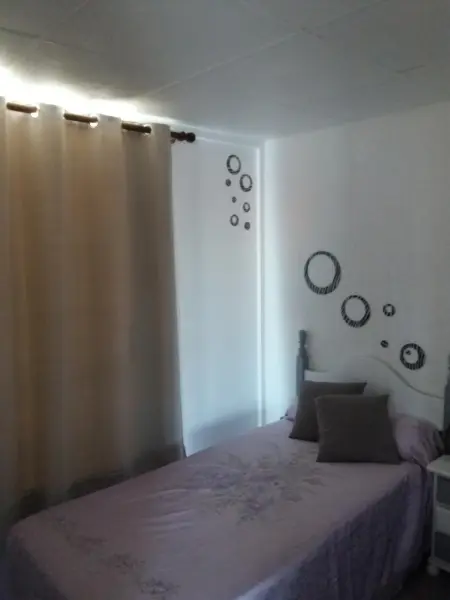 Appartement moderne à La Pineda, 2 chambres, piscine et terrasse : photo 17
