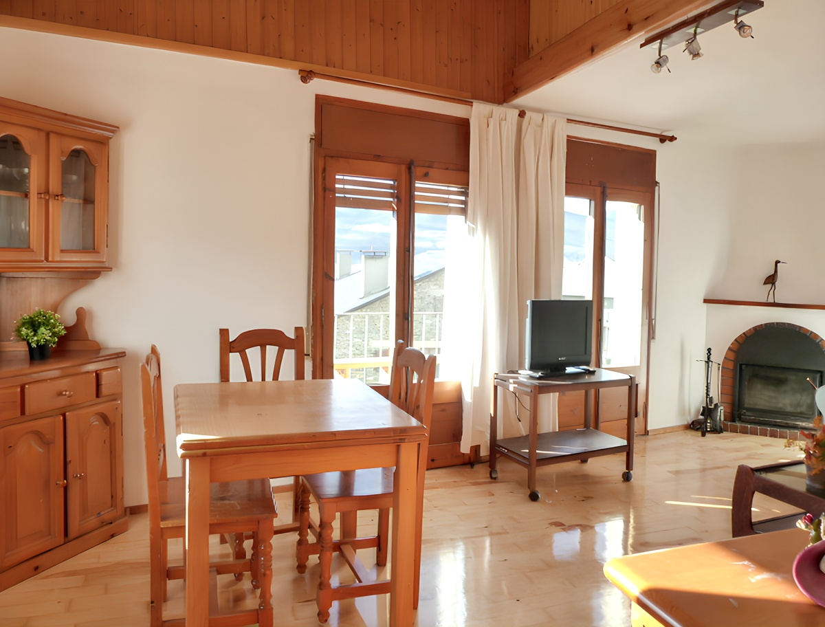 Appartement 60 m² avec cheminée et vue montagne à Alp - Photo 5