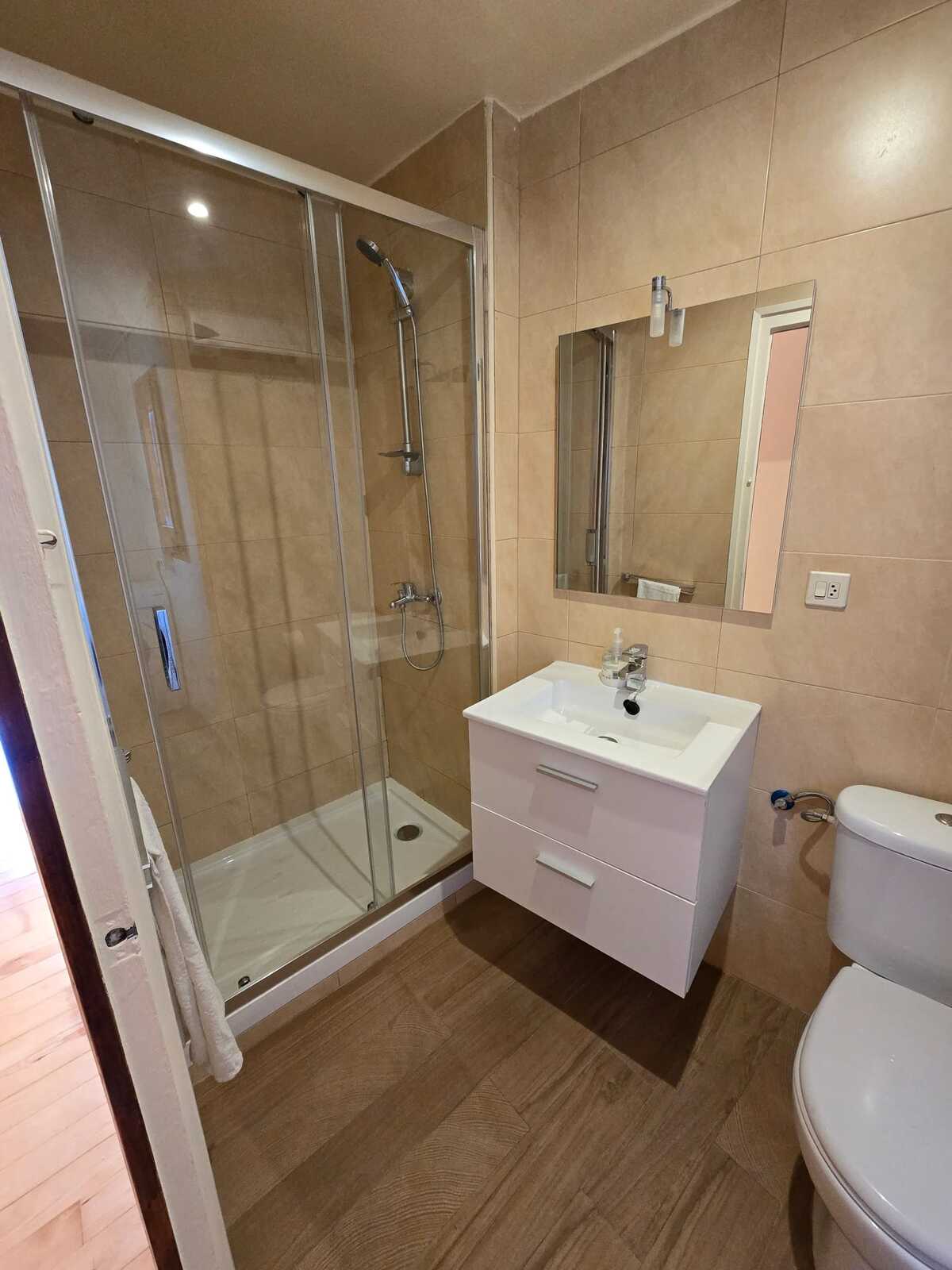 Appartement 60 m² avec cheminée et vue montagne à Alp - Photo 14