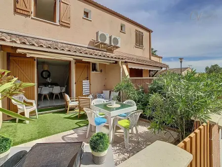 Maison charmante à Vias + Piscine partagée, Location Maison 5 personnes à Vias - Photo 1