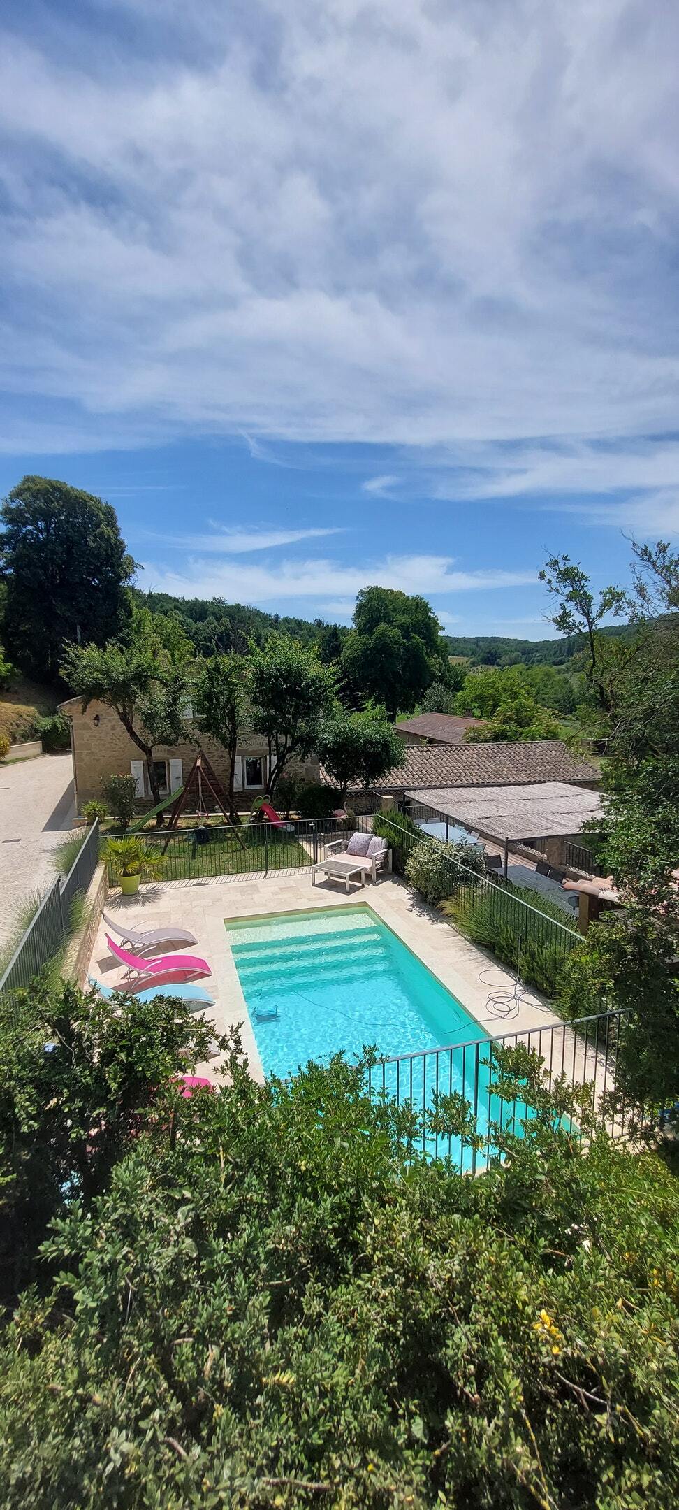 Villa 260 m² à Divajeu : 5 chambres, piscine privée - Photo 6