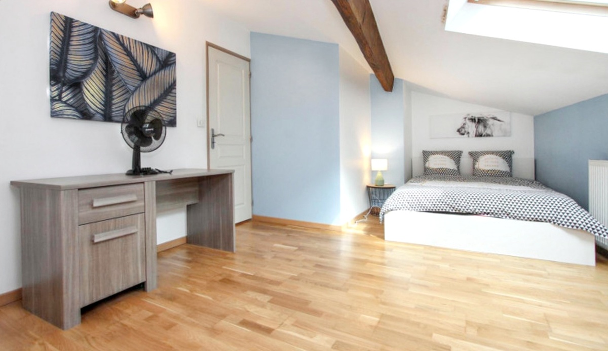 Villa 260 m² à Divajeu : 5 chambres, piscine privée - Photo 17