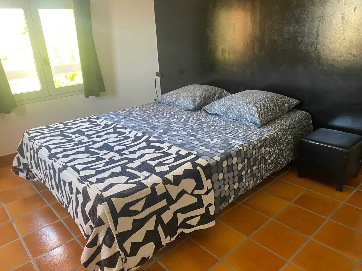Villa 200 m² avec piscine privée et salle de sport - Photo 14