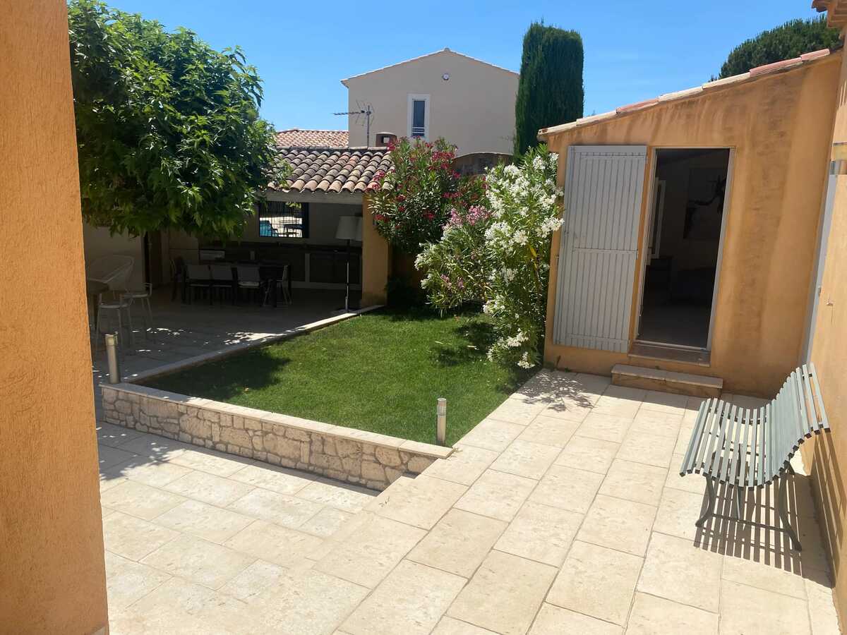 Villa 200 m² avec piscine privée et salle de sport - Photo 25