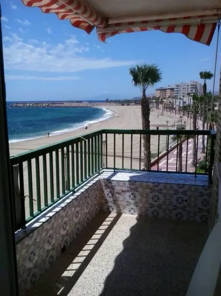 Location appartement à Águilas, Appartement avec piscine à Águilas 75 m² vue mer ensoleillée