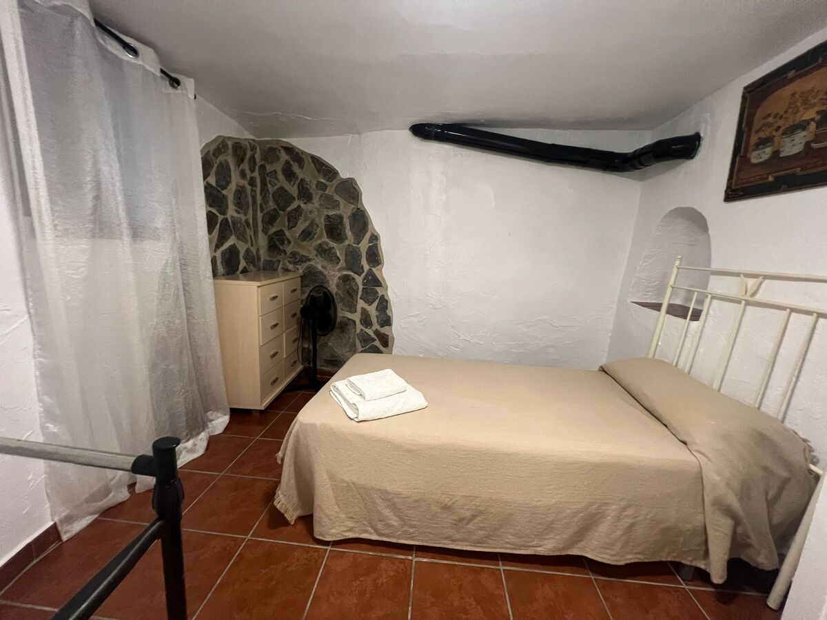 Maison 5 personnes à Benalauría avec cheminée et barbecue - Photo 5