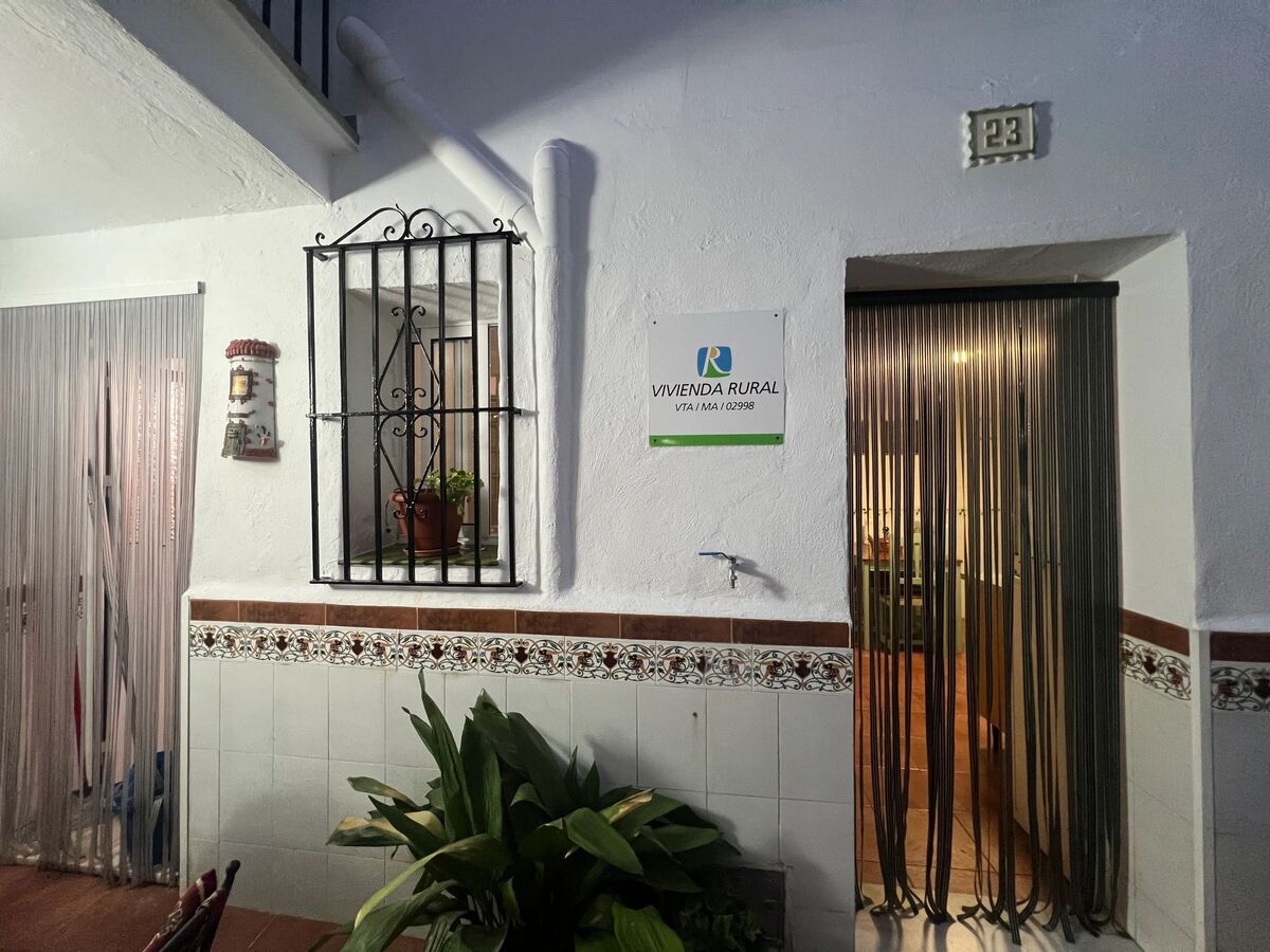 Maison 5 personnes à Benalauría avec cheminée et barbecue - Photo 6