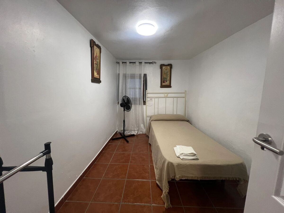 Maison 5 personnes à Benalauría avec cheminée et barbecue - Photo 7
