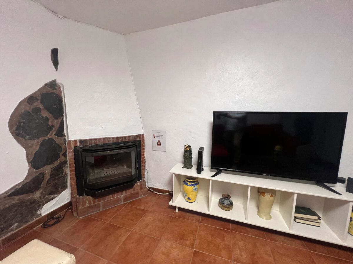 Maison 5 personnes à Benalauría avec cheminée et barbecue - Photo 9
