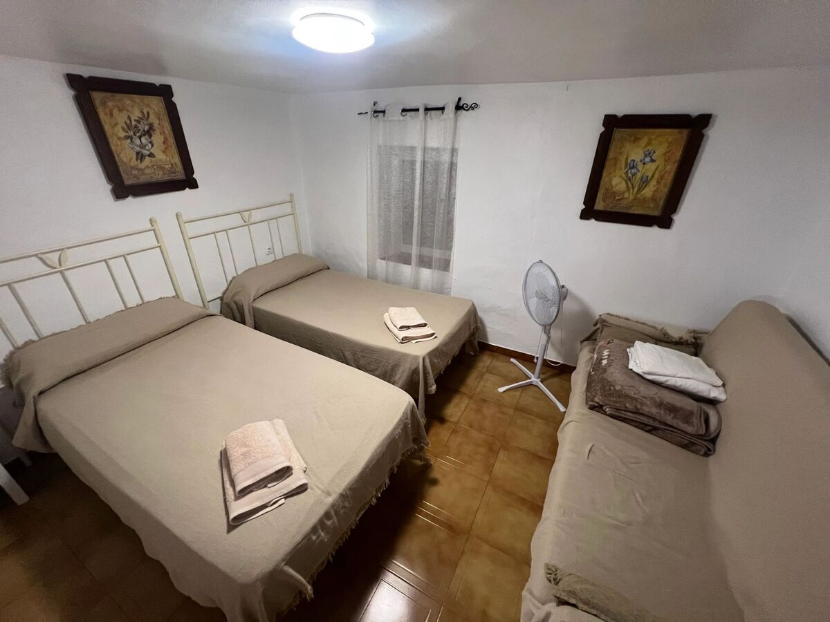 Maison 5 personnes à Benalauría avec cheminée et barbecue - Photo 18