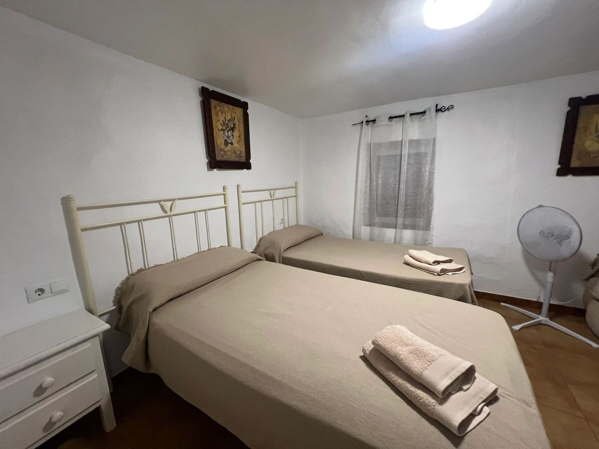 Maison 5 personnes à Benalauría avec cheminée et barbecue - Photo 21