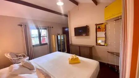 Maison avec piscine partagée à Albion, à 100 m de la plage : photo 11
