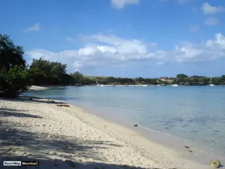 Maison avec piscine partagée à Albion, à 100 m de la plage : photo 43