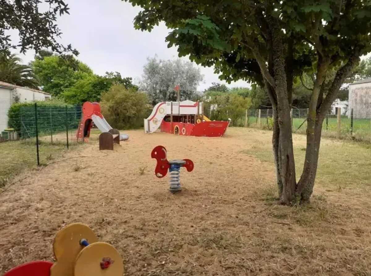 Bungalow 4 pers. avec piscine à Saint-Pierre-d'Oléron - Photo 15