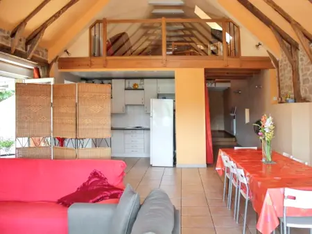 Villa de caractère à Pierrefiche avec piscine privée : photo 3