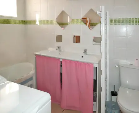 Villa de caractère à Pierrefiche avec piscine privée : photo 11