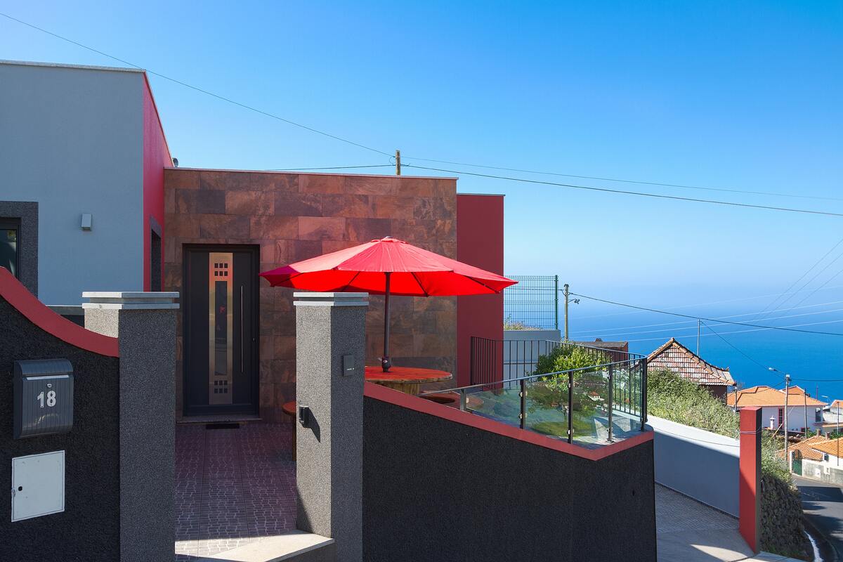 Maison 320 m² vue mer et montagnes à Ponta do Sol - Photo 13
