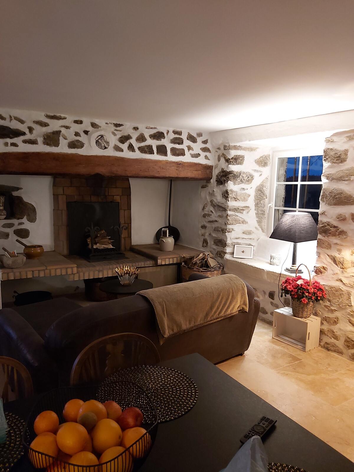 Maison 205m² à Lanarce : jacuzzi, sauna, jeux extérieurs - Photo 2