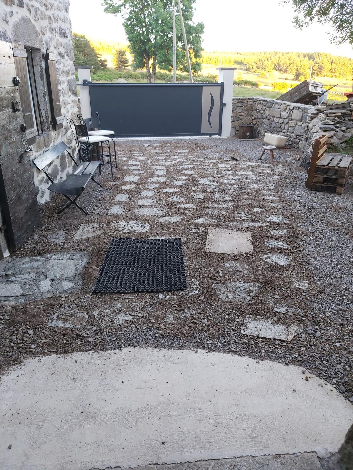 Maison 205m² à Lanarce : jacuzzi, sauna, jeux extérieurs - Photo 17