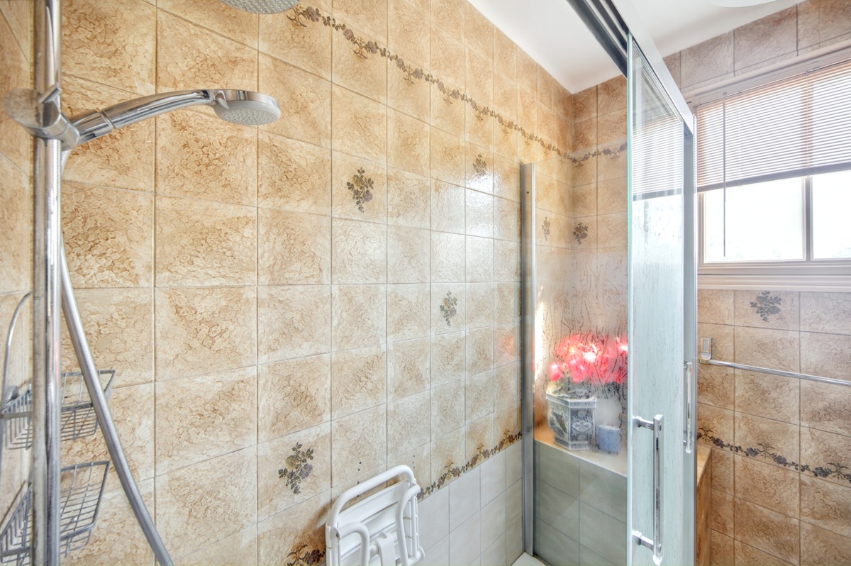 Appartement 100 m² avec terrasse et jardin clos - Photo 14
