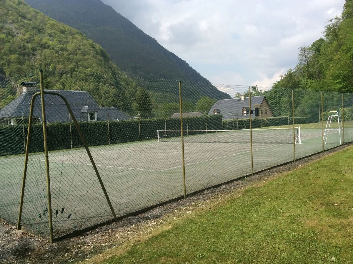 Maison familiale forestière à Cauterets avec vue montagne. - Photo 6