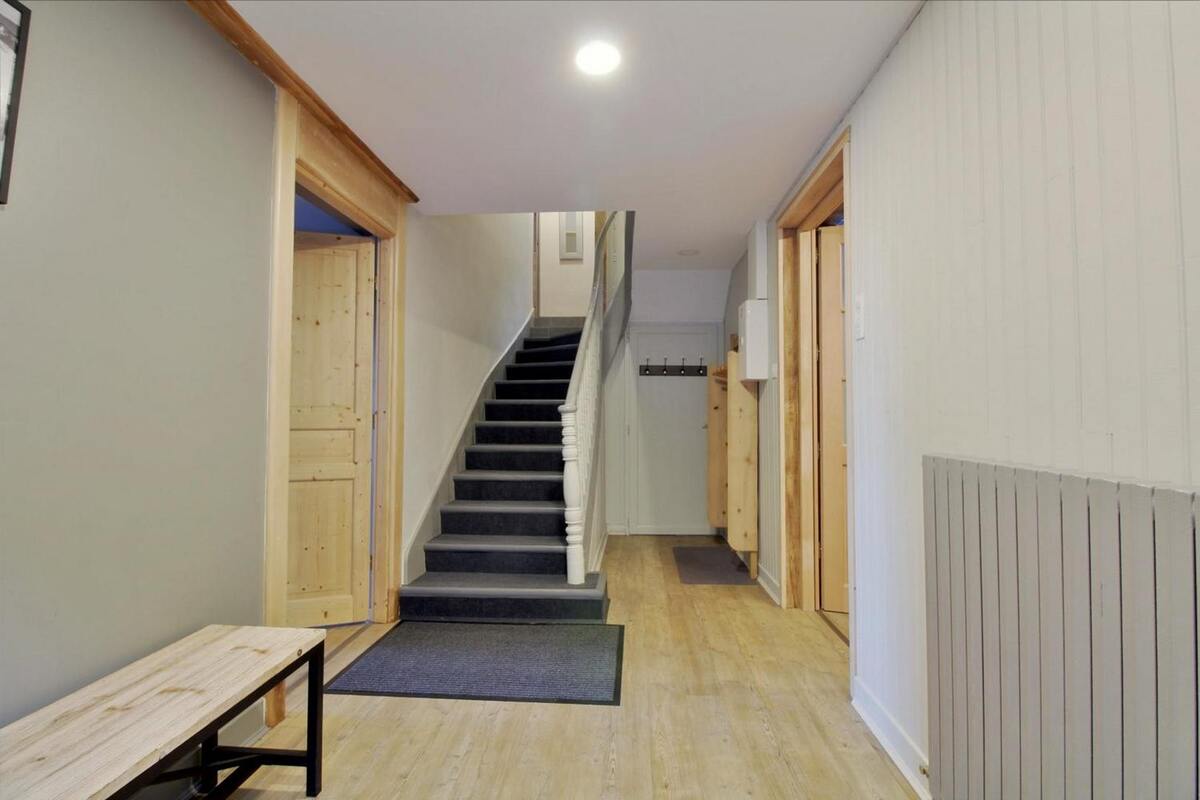 Maison familiale forestière à Cauterets avec vue montagne. - Photo 10