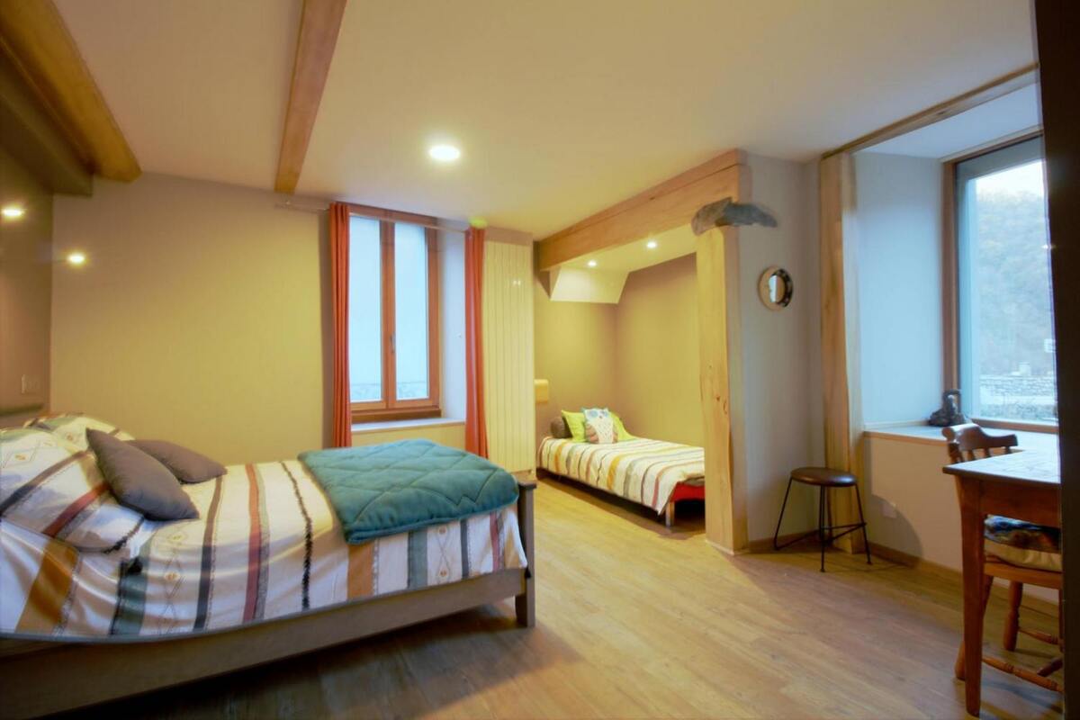 Maison familiale forestière à Cauterets avec vue montagne. - Photo 11