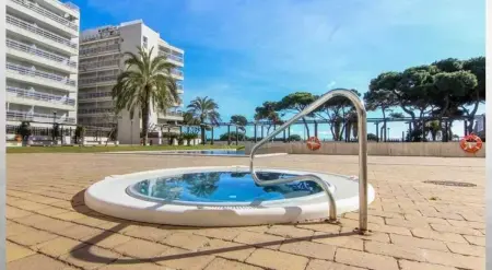 Appartement 2 chambres vue mer et piscine à Blanes : photo 10
