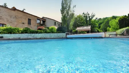 Maison avec jardin et piscine partagée à Puy-l'Évêque, 4 pers. : photo 3
