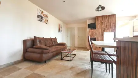 Maison avec jardin et piscine partagée à Puy-l'Évêque, 4 pers. : photo 6