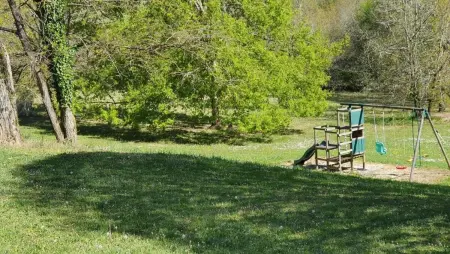 Maison avec jardin et piscine partagée à Puy-l'Évêque, 4 pers. : photo 14