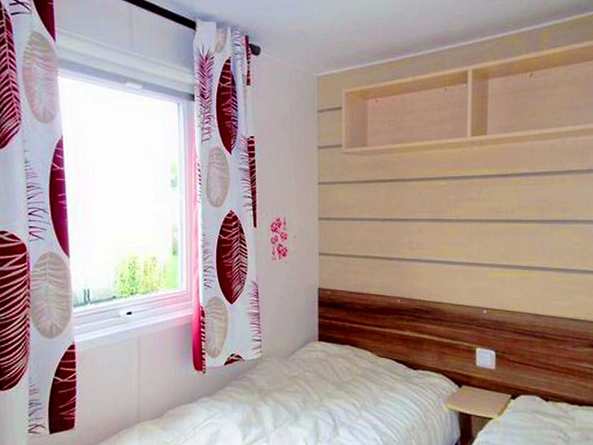 Bungalow 6 pers. à Gastes avec piscine et tennis - Photo 2