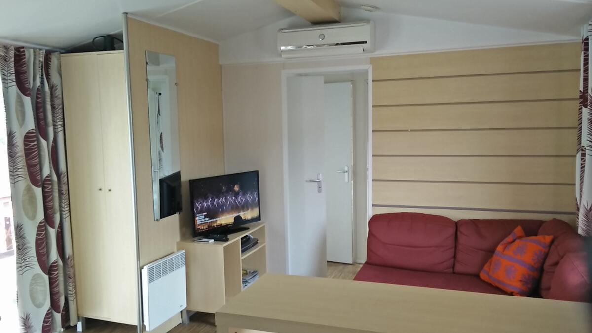 Bungalow 6 pers. à Gastes avec piscine et tennis - Photo 4
