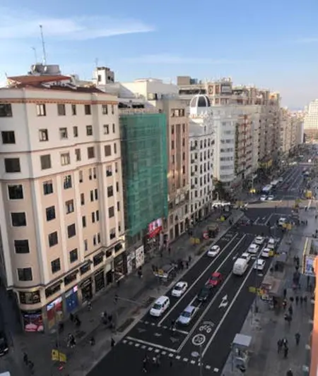 Appartement élégant au cœur de Madrid, 100 m² avec parking - Photo 37