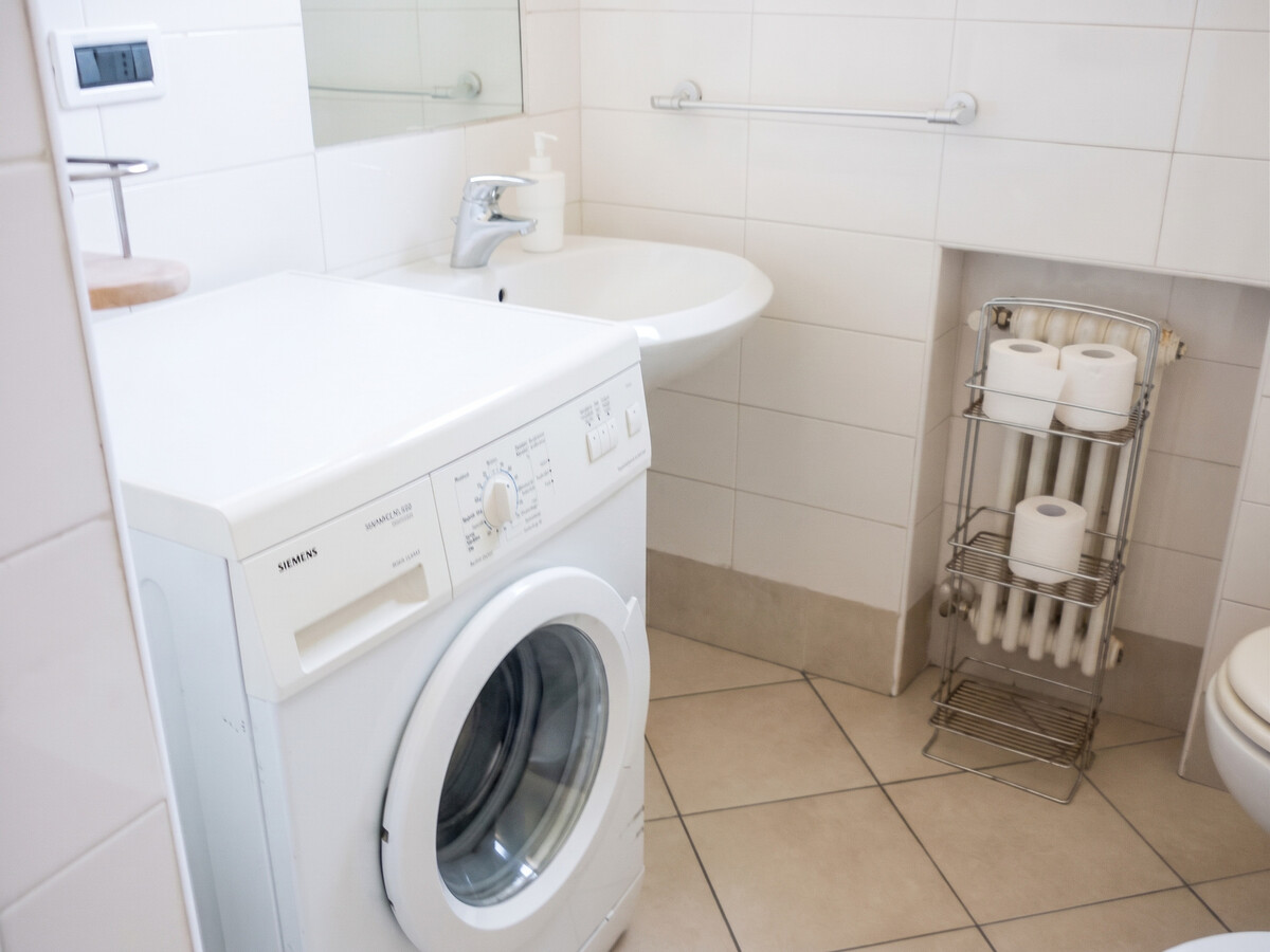 Studio de 45 m² avec balcon et parking gratuit à Bologne - Photo 8