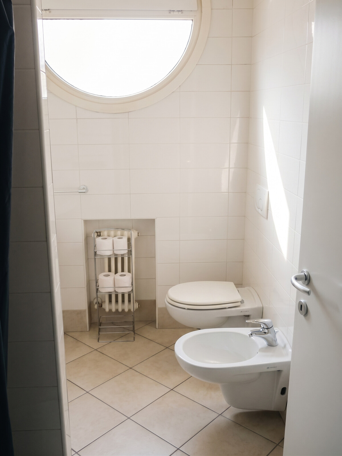 Studio de 45 m² avec balcon et parking gratuit à Bologne - Photo 9