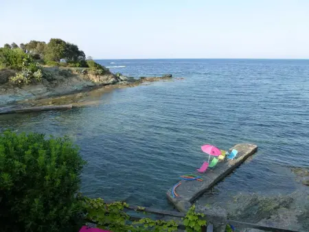 Maison moderne avec vue sur la mer à San-Martino-di-Lota - Photo 19