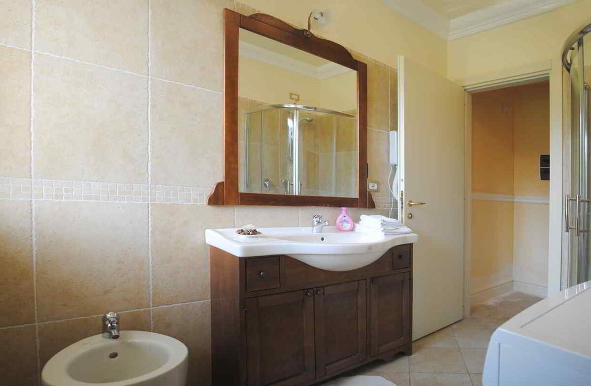 Villa 250m² 5 chambres piscine privée à Montelabbate - Photo 28