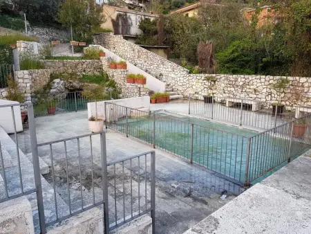 Appartement 33 m² avec piscine partagée et balcon à Latina : photo 6