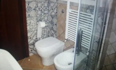 Appartement 33 m² avec piscine partagée et balcon à Latina : photo 8