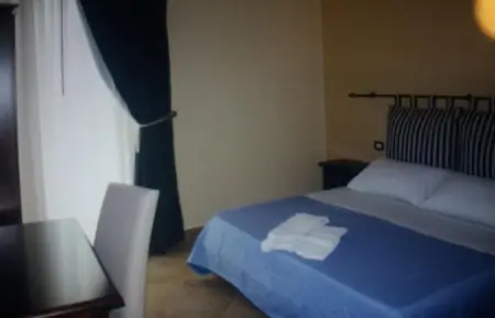 Appartement 33 m² avec piscine partagée et balcon à Latina : photo 11