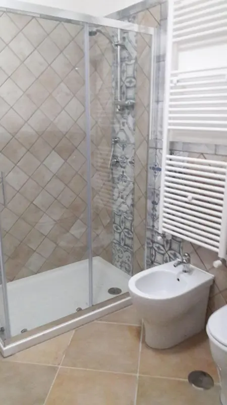 Appartement 33 m² avec piscine partagée et balcon à Latina : photo 14