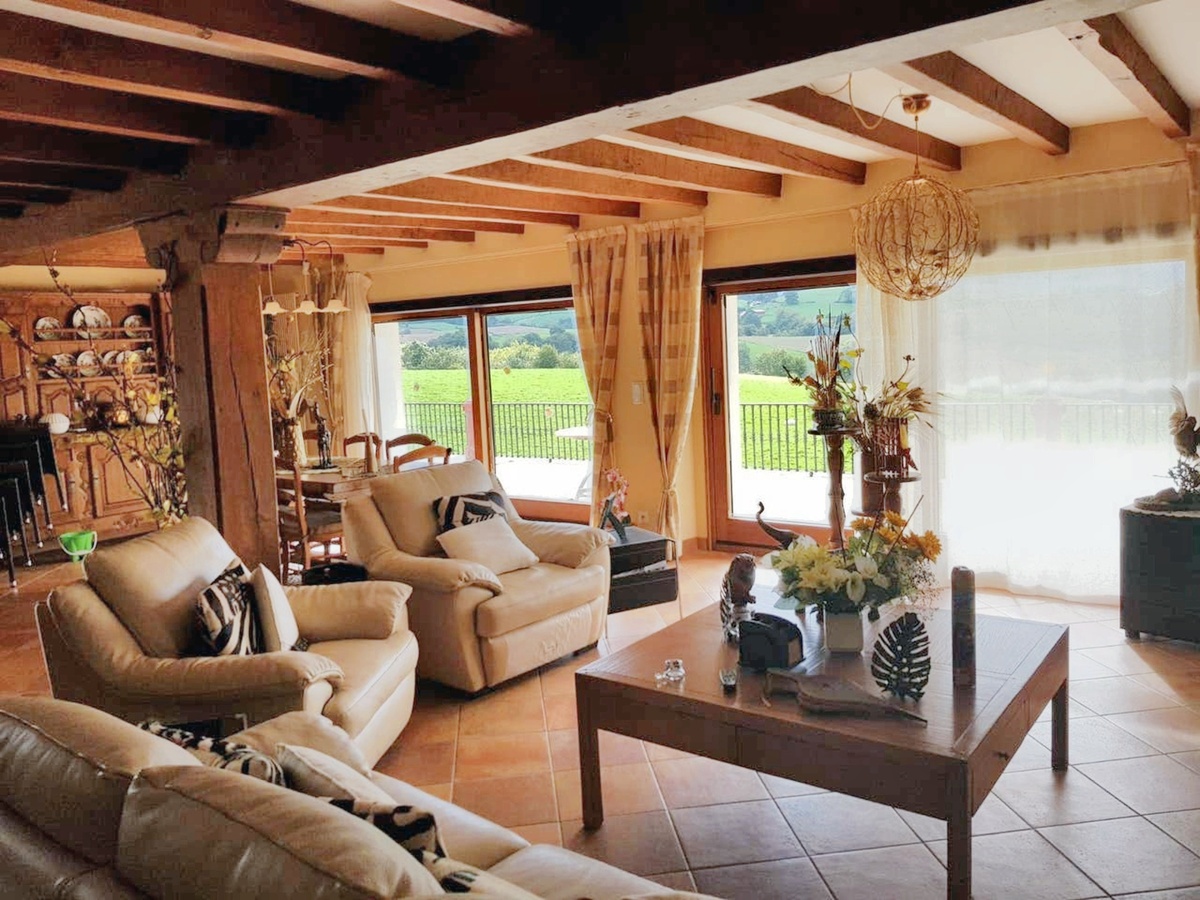 Maison 200 m² avec jacuzzi et vue montagne à Zugarramurdi - Photo 2