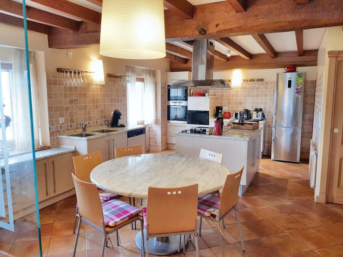 Maison 200 m² avec jacuzzi et vue montagne à Zugarramurdi - Photo 5